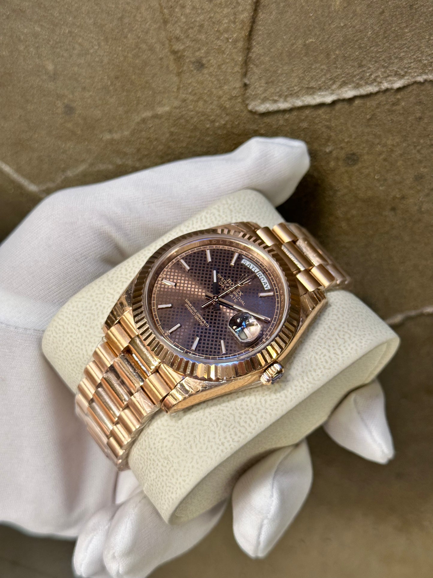 DAY-DATE