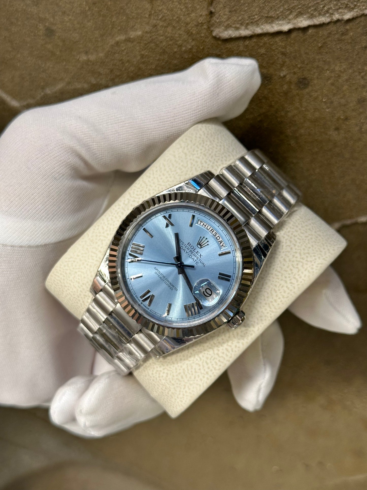 DAY-DATE