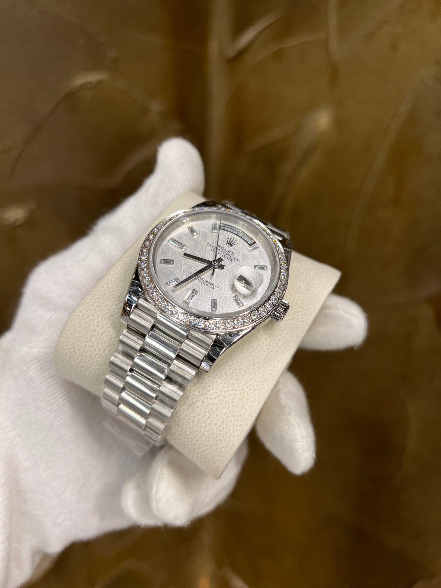DAY-DATE