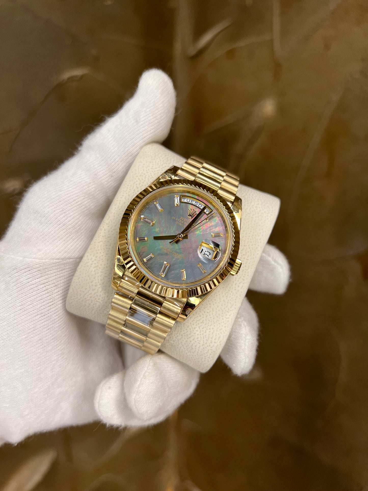 DAY-DATE