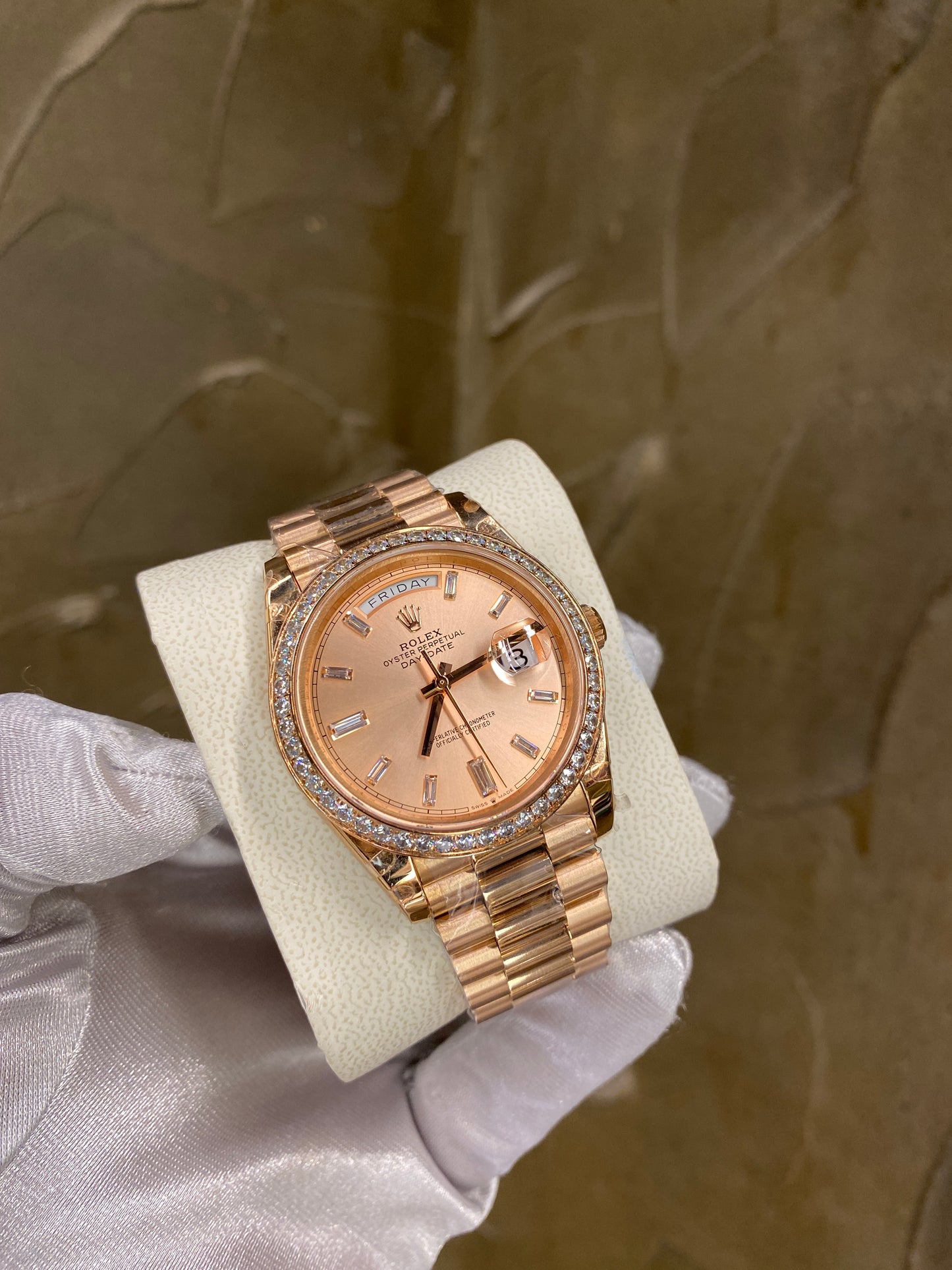 DAY-DATE