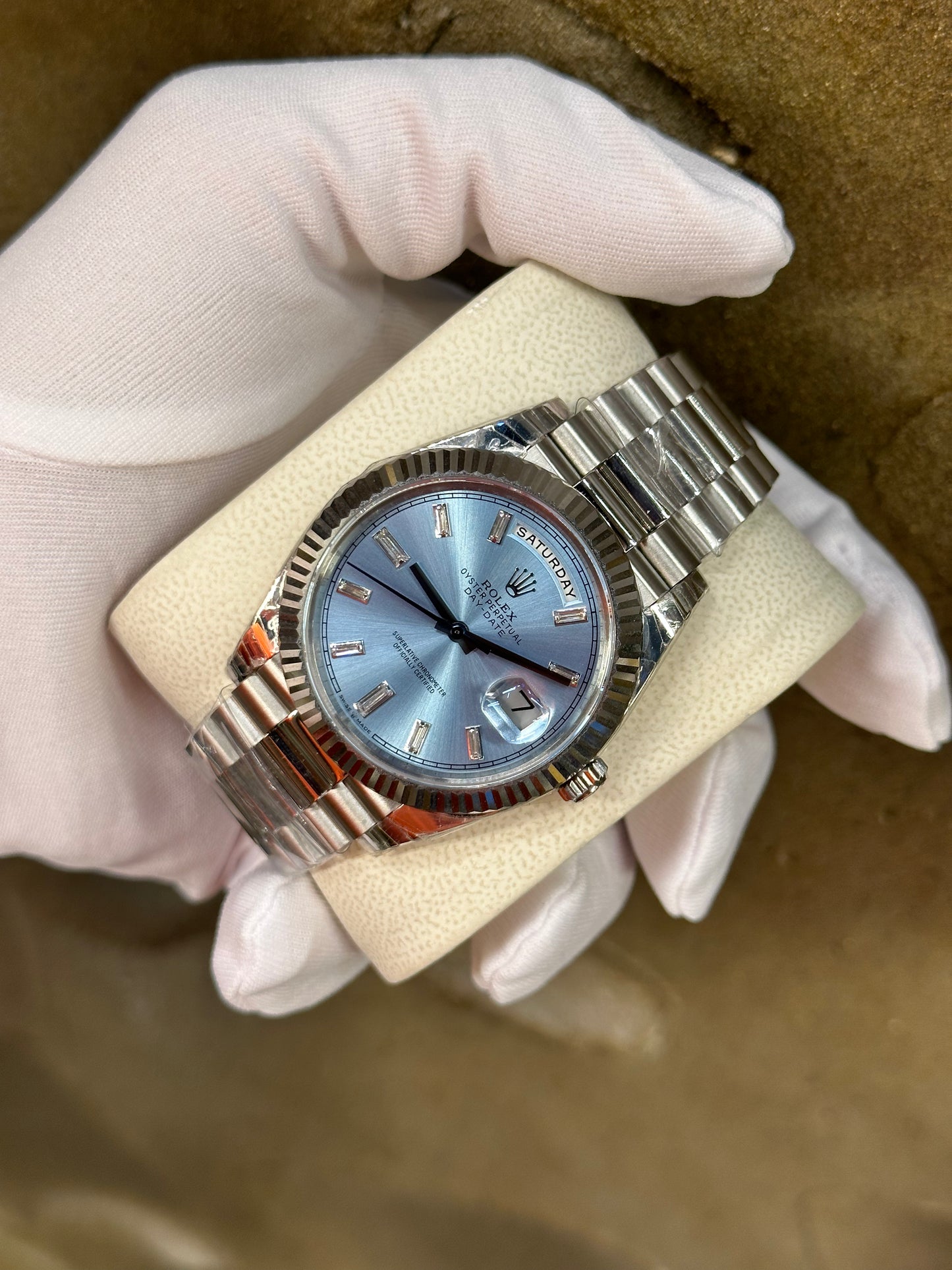 DAY-DATE