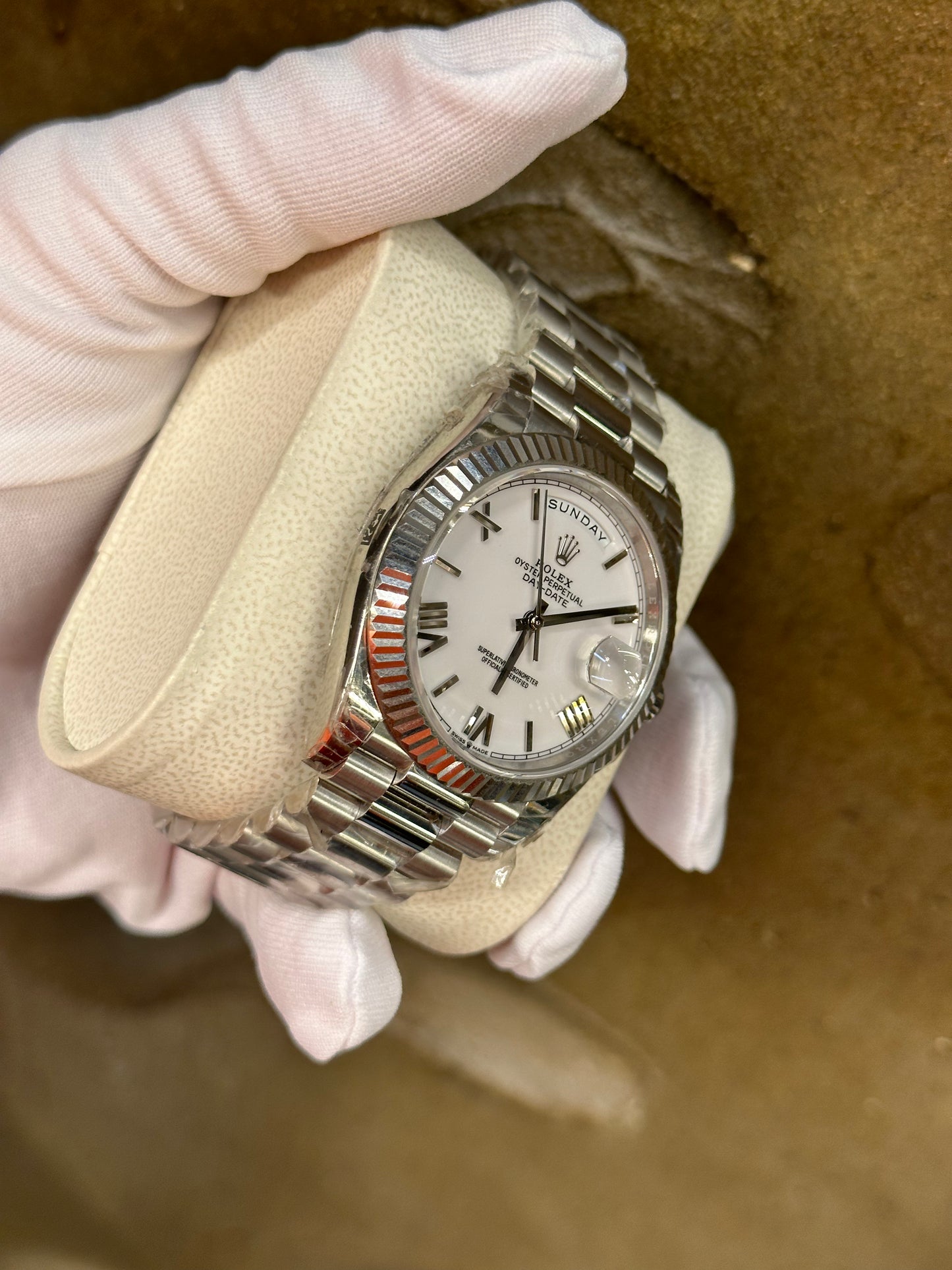 DAY-DATE